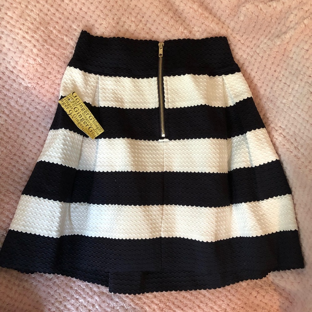 New Beautiful pleated skirt.